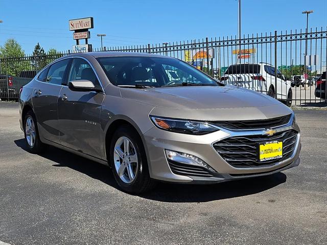 2022 Chevrolet Malibu FWD LT