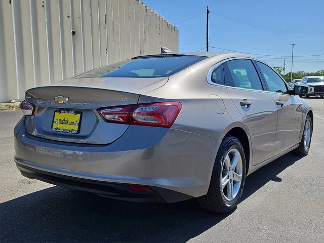 2022 Chevrolet Malibu FWD LT