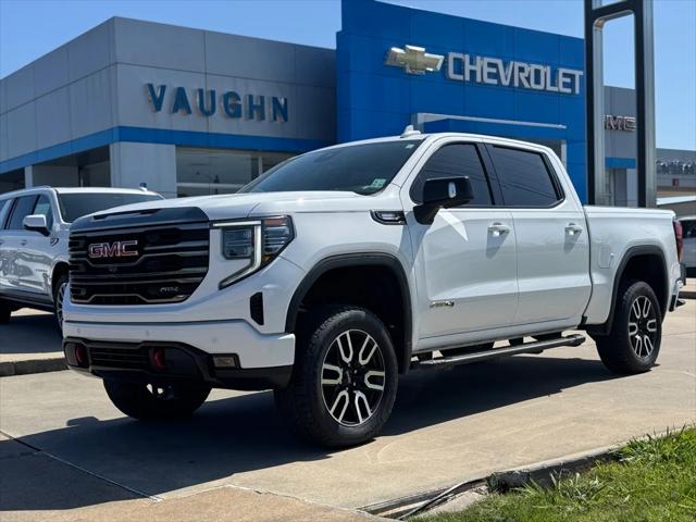 2023 GMC Sierra 1500 4WD Crew Cab Short Box AT4