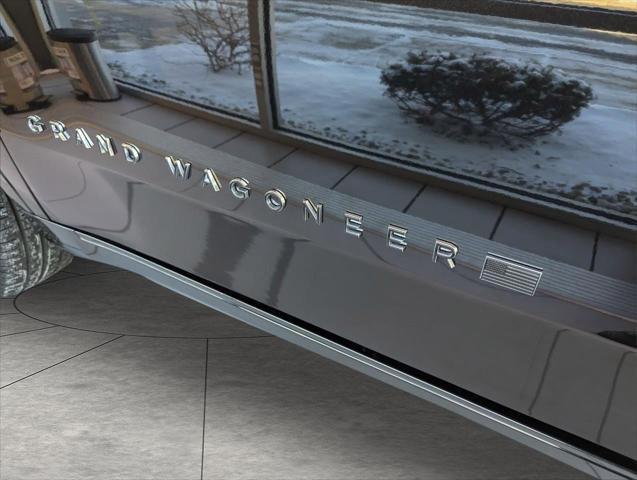 2025 Wagoneer Grand Wagoneer GRAND WAGONEER SERIES III OBSIDIAN 4X4
