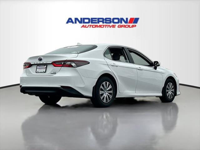 2022 Toyota Camry LE Hybrid