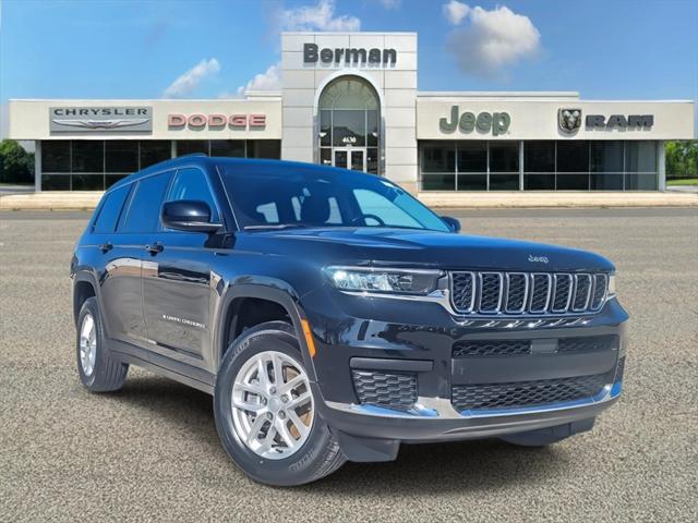 2022 Jeep Grand Cherokee L Laredo 4x4