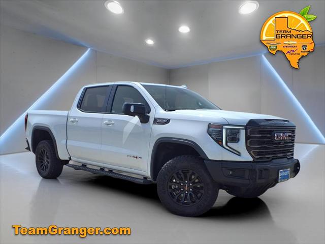 2023 GMC Sierra 1500 4WD Crew Cab Short Box AT4X