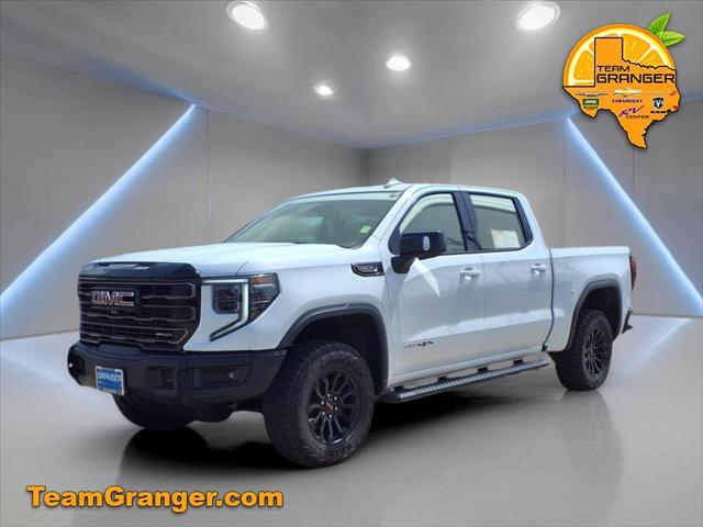 2023 GMC Sierra 1500 4WD Crew Cab Short Box AT4X