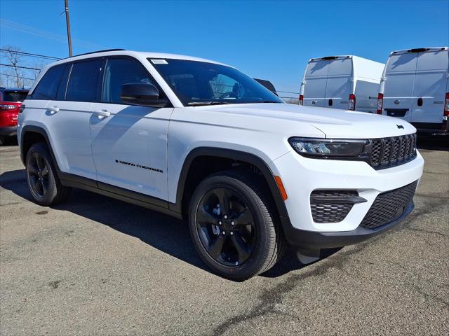 2025 Jeep Grand Cherokee GRAND CHEROKEE ALTITUDE X 4X4