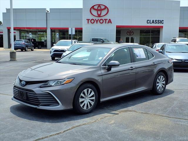 2022 Toyota Camry LE Hybrid
