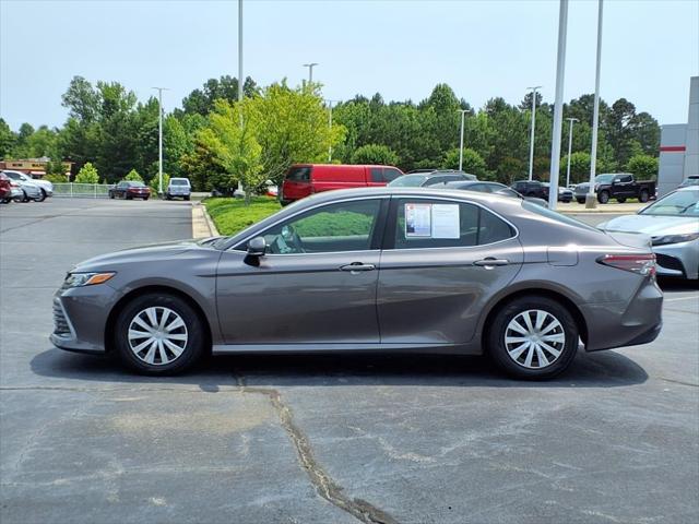 2022 Toyota Camry LE Hybrid