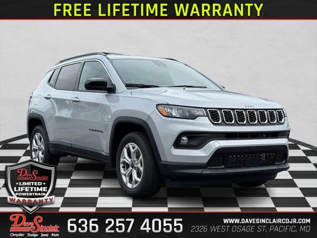 2025 Jeep Compass COMPASS LATITUDE 4X4