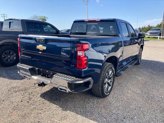 2022 Chevrolet Silverado 1500 4WD Crew Cab Standard Bed LT