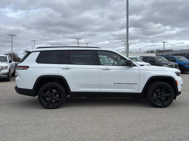 2023 Jeep Grand Cherokee L Altitude 4x4