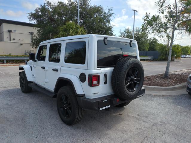 2022 Jeep Wrangler Unlimited Sahara Altitude 4x4