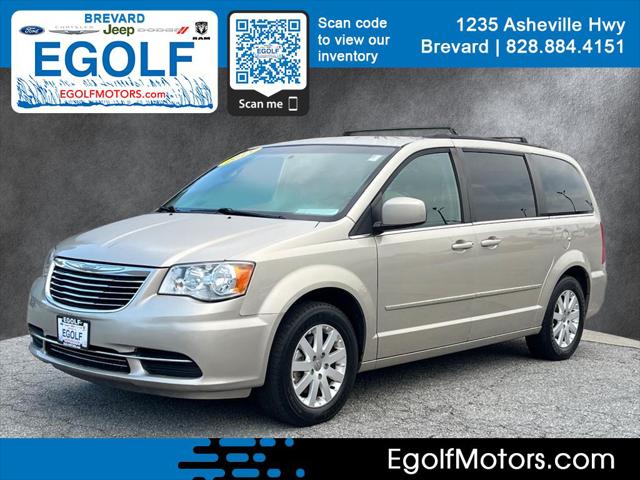 2015 Chrysler Town and Country LX