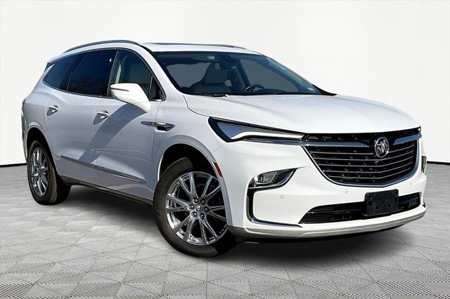 2023 Buick Enclave Essence FWD 2023 Buick Enclave Essence FWD