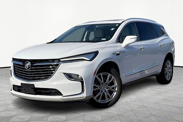 2023 Buick Enclave Essence FWD 2023 Buick Enclave Essence FWD