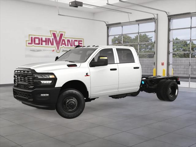 2025 RAM Ram 3500 Chassis Cab RAM 3500 TRADESMAN CREW CAB CHASSIS 4X4 60 CA