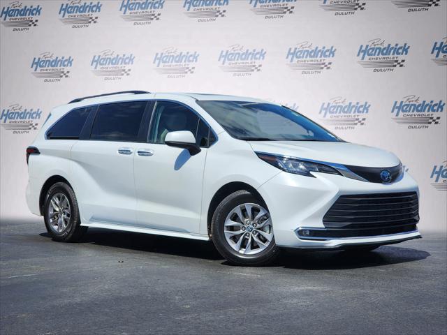 2022 Toyota Sienna XLE
