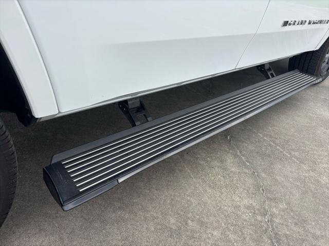 2024 Jeep Grand Wagoneer Series III Obsidian 4x4