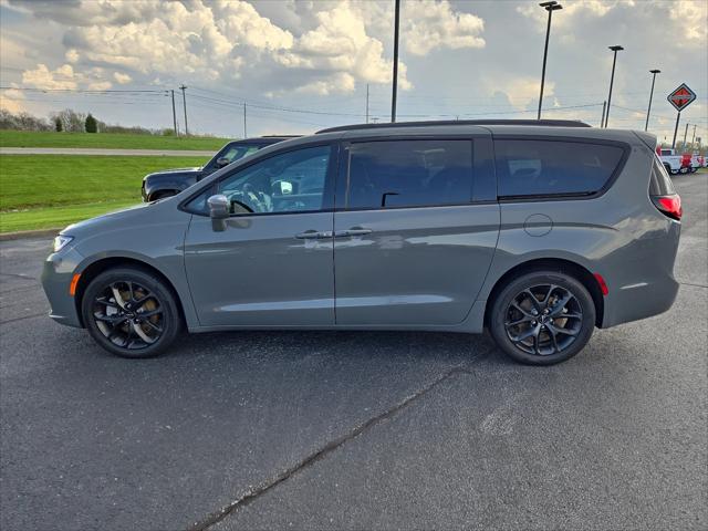 2022 Chrysler Pacifica Touring L AWD
