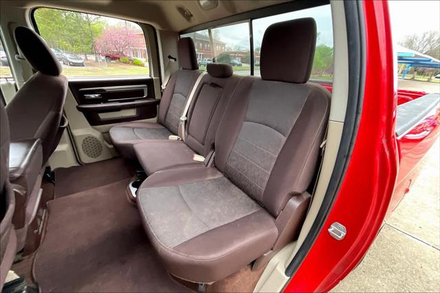 2016 RAM 1500 SLT