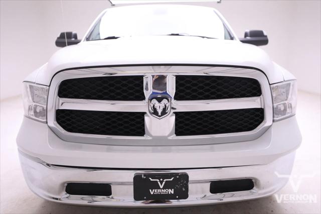 2023 RAM 1500 Classic SLT Crew Cab 4x4 57 Box