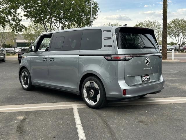 2025 Volkswagen ID. Buzz Pro S Plus