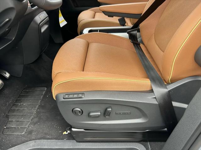 2025 Volkswagen ID. Buzz Pro S Plus
