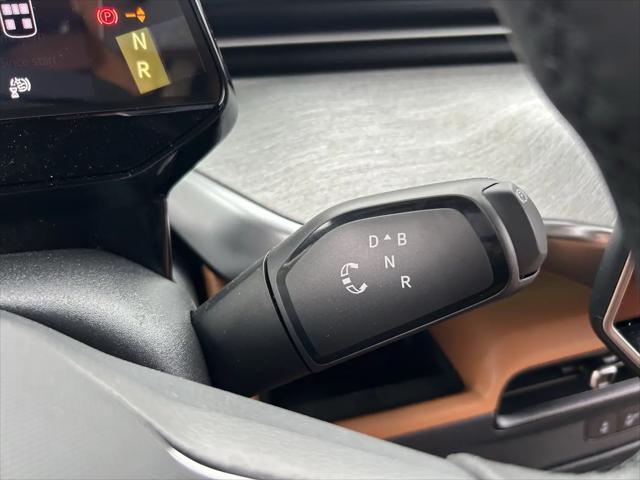 2025 Volkswagen ID. Buzz Pro S Plus