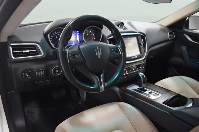 2014 Maserati Ghibli Standard