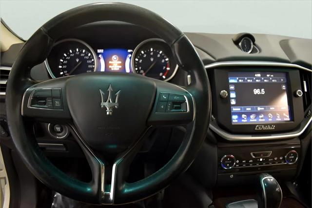 2014 Maserati Ghibli Standard
