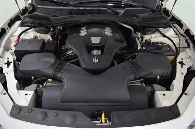 2014 Maserati Ghibli Standard