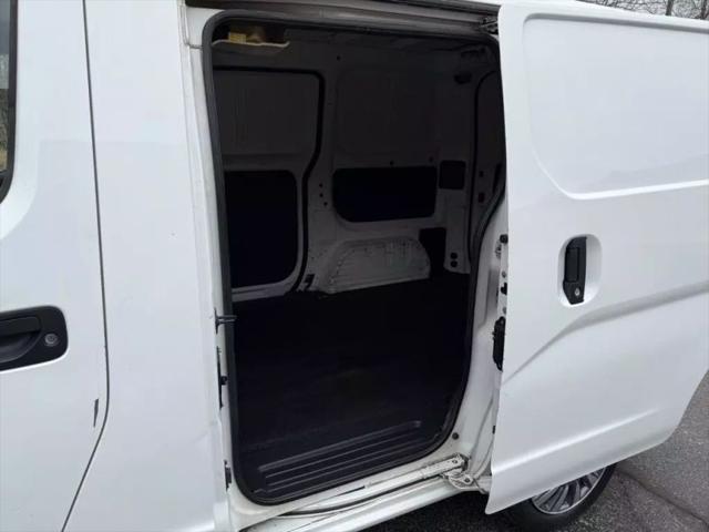 2019 Nissan NV200 SV