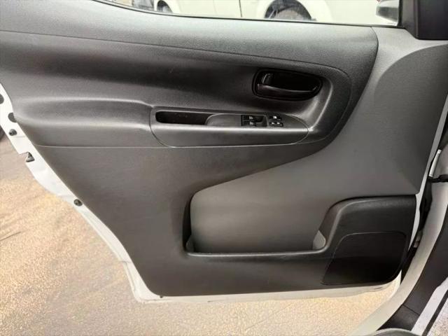 2019 Nissan NV200 SV