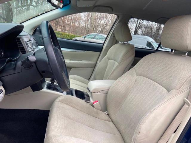 2010 Subaru Outback 2.5i Premium