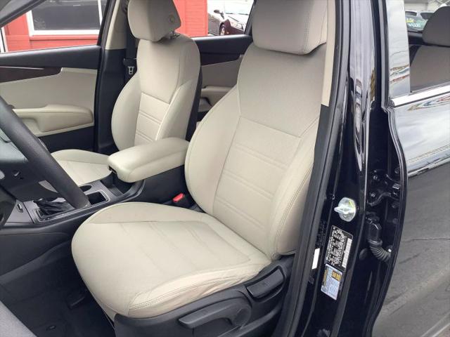2017 Kia Sorento 2.4L LX
