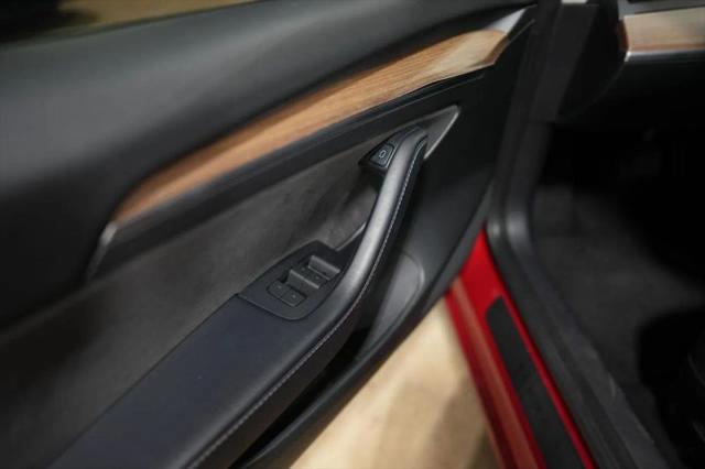 2022 Tesla Model 3 Rear-Wheel Drive