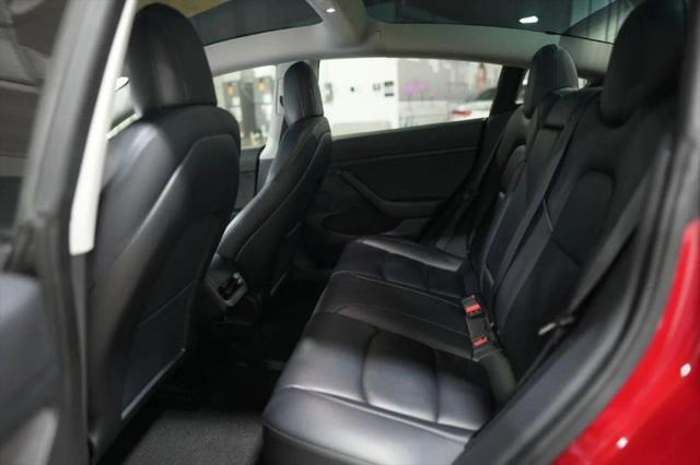 2022 Tesla Model 3 Rear-Wheel Drive