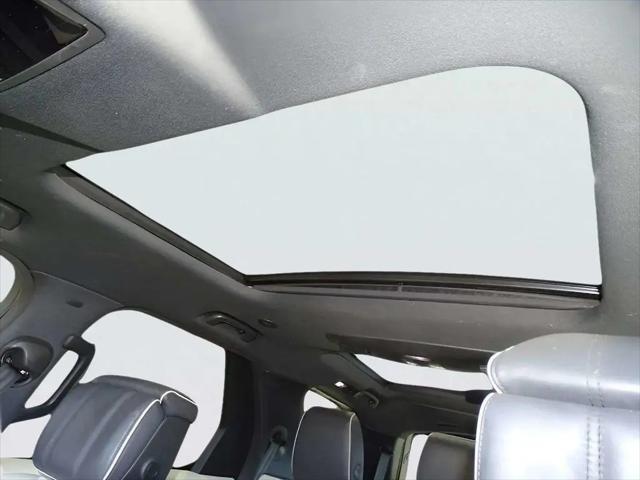 2022 Land Rover Discovery P360 HSE R-Dynamic