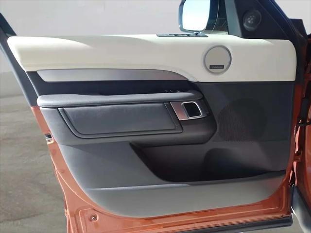 2022 Land Rover Discovery P360 HSE R-Dynamic