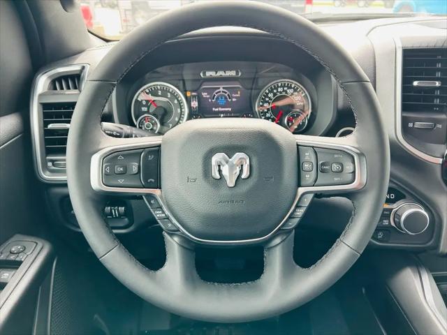 2025 Ram 1500 Big Horn Crew Cab 4x4 5'7" Box