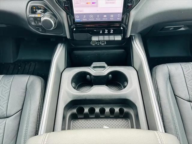 2025 Ram 1500 Big Horn Crew Cab 4x4 5'7" Box