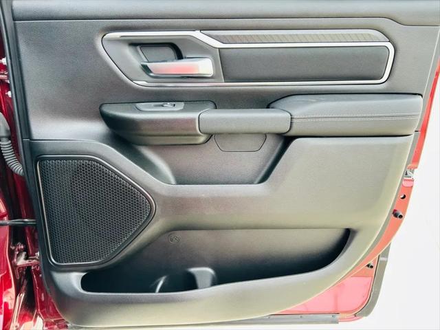 2025 Ram 1500 Big Horn Crew Cab 4x4 5'7" Box