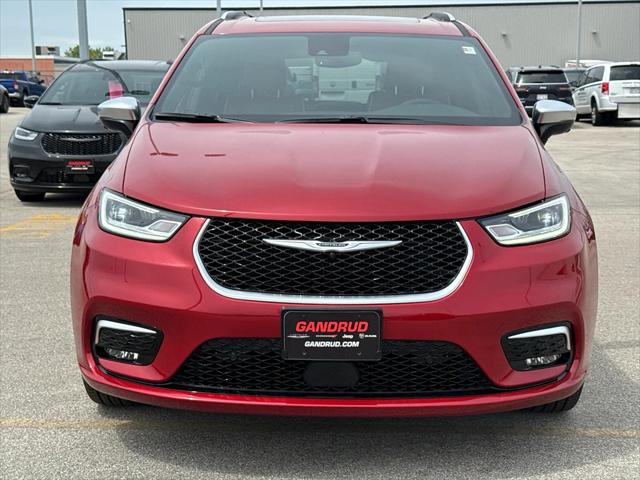 2025 Chrysler Pacifica PACIFICA PINNACLE