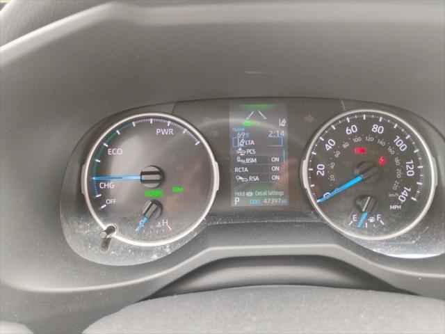 2022 Toyota RAV4 Hybrid XLE Premium