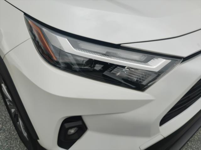 2022 Toyota RAV4 Hybrid XLE Premium