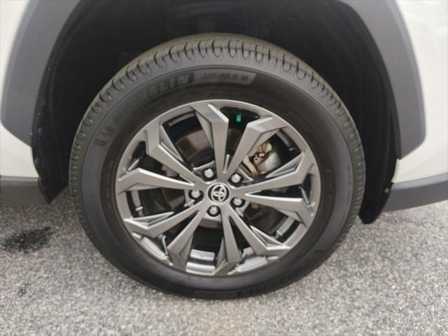 2022 Toyota RAV4 Hybrid XLE Premium
