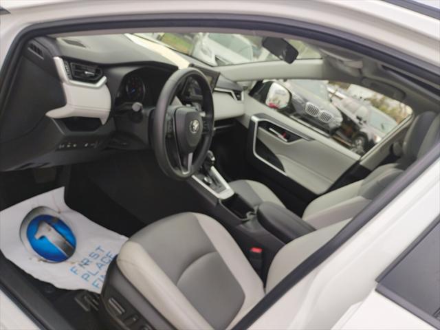 2022 Toyota RAV4 Hybrid XLE Premium