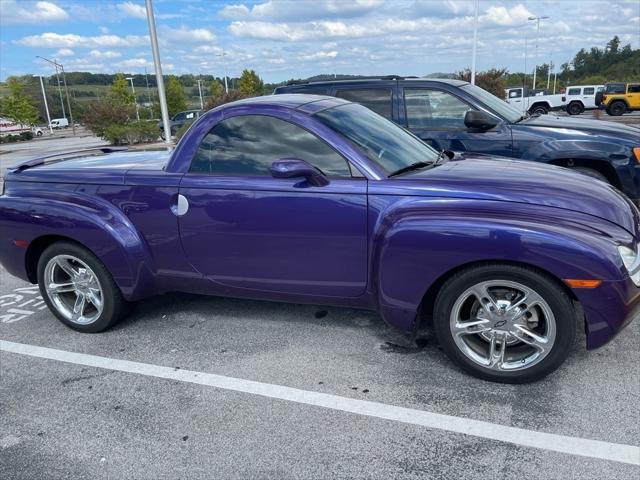 2004 Chevrolet SSR Base
