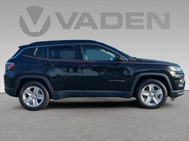 2022 Jeep Compass Latitude FWD