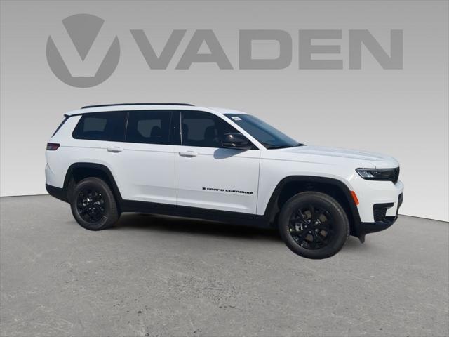 2025 Jeep Grand Cherokee GRAND CHEROKEE L ALTITUDE 4X2 2025 Jeep Grand Cherokee GRAND CHEROKEE L ALTITUDE 4X2