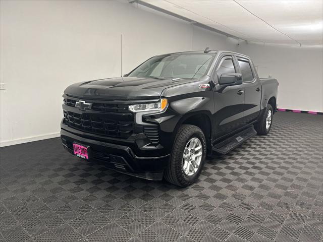 2022 Chevrolet Silverado 1500 4WD Crew Cab Short Bed RST